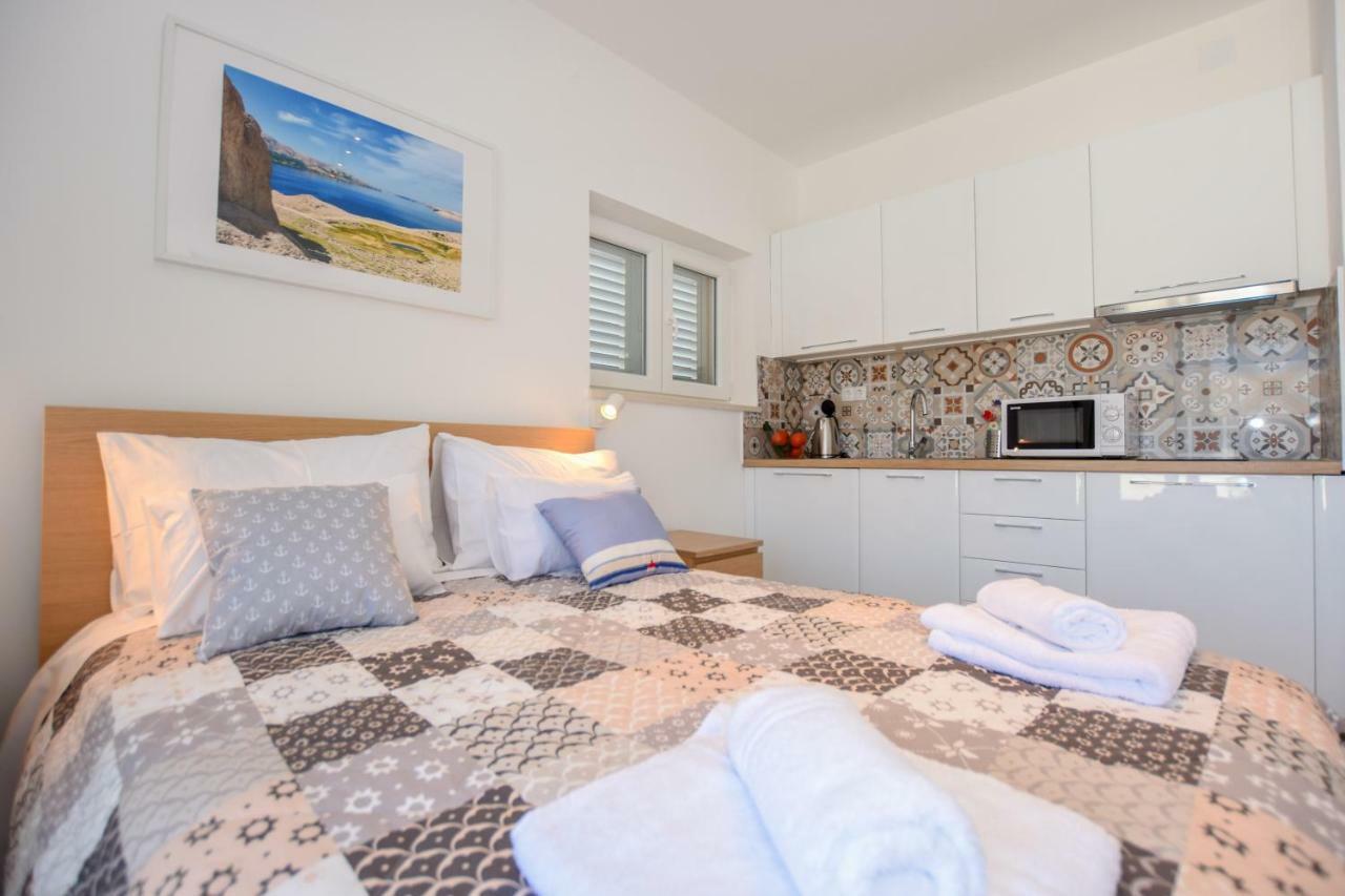 Villa Magena - Luxury Apartments In Pag Center Pag Town Luaran gambar