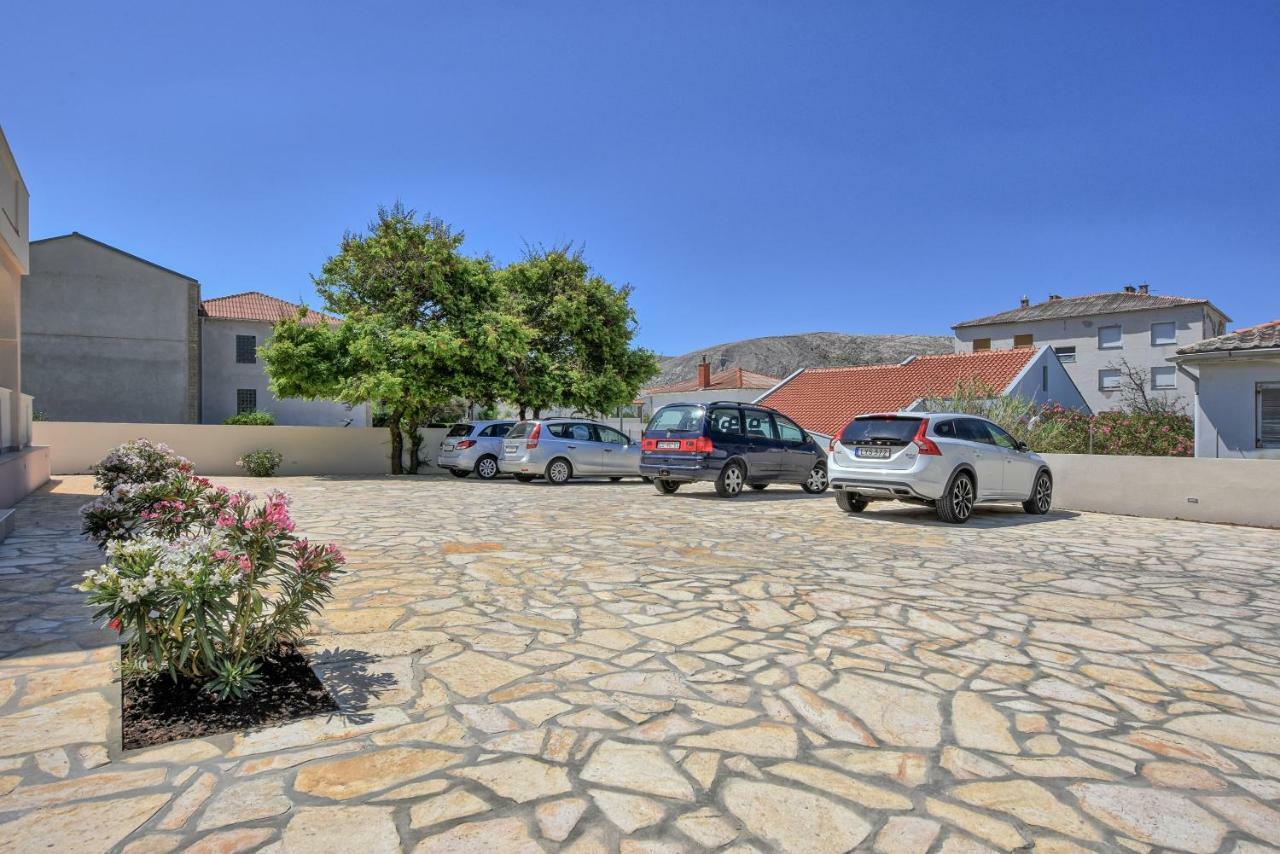 Villa Magena - Luxury Apartments In Pag Center Pag Town Luaran gambar