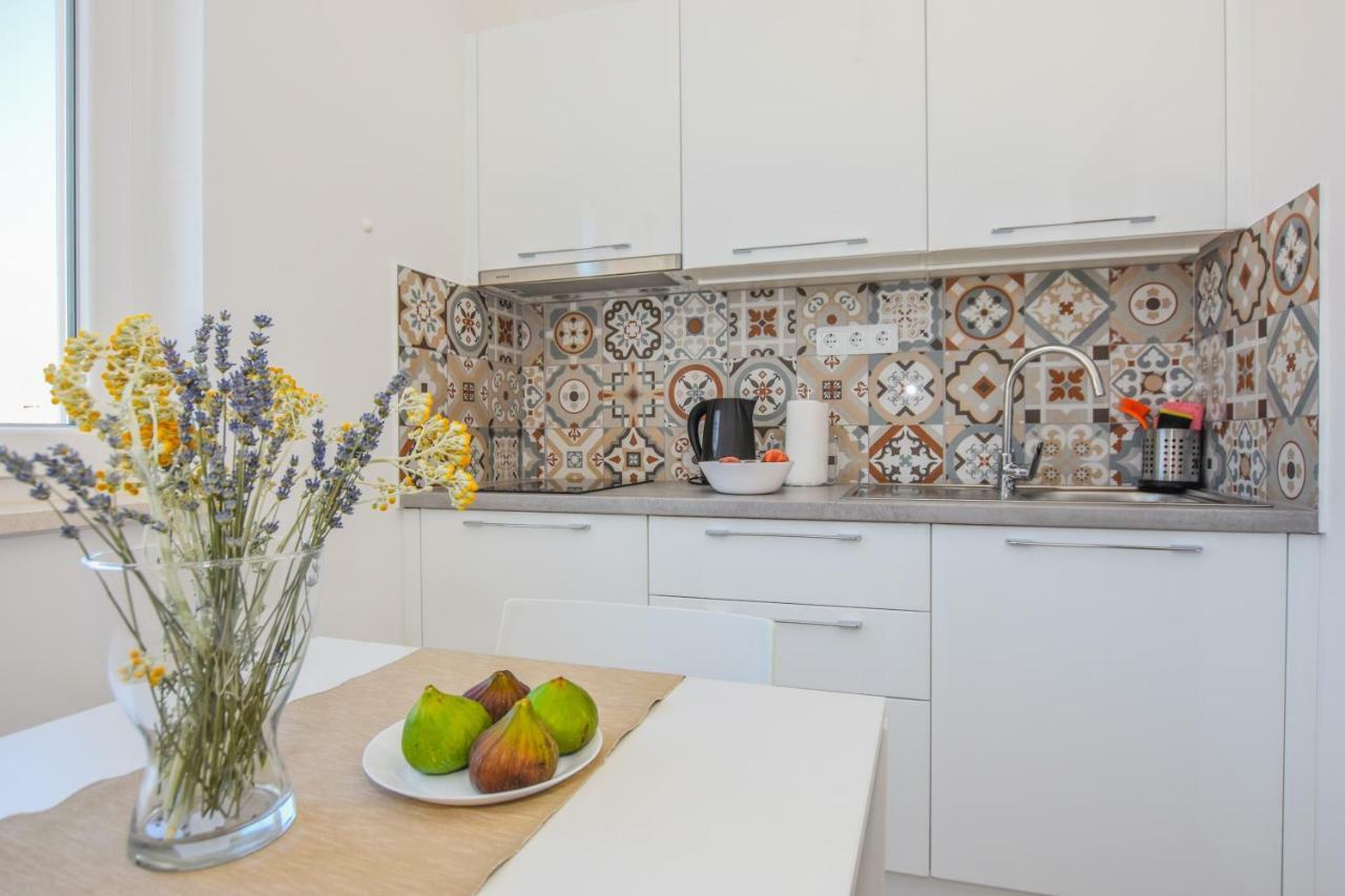 Villa Magena - Luxury Apartments In Pag Center Pag Town Luaran gambar