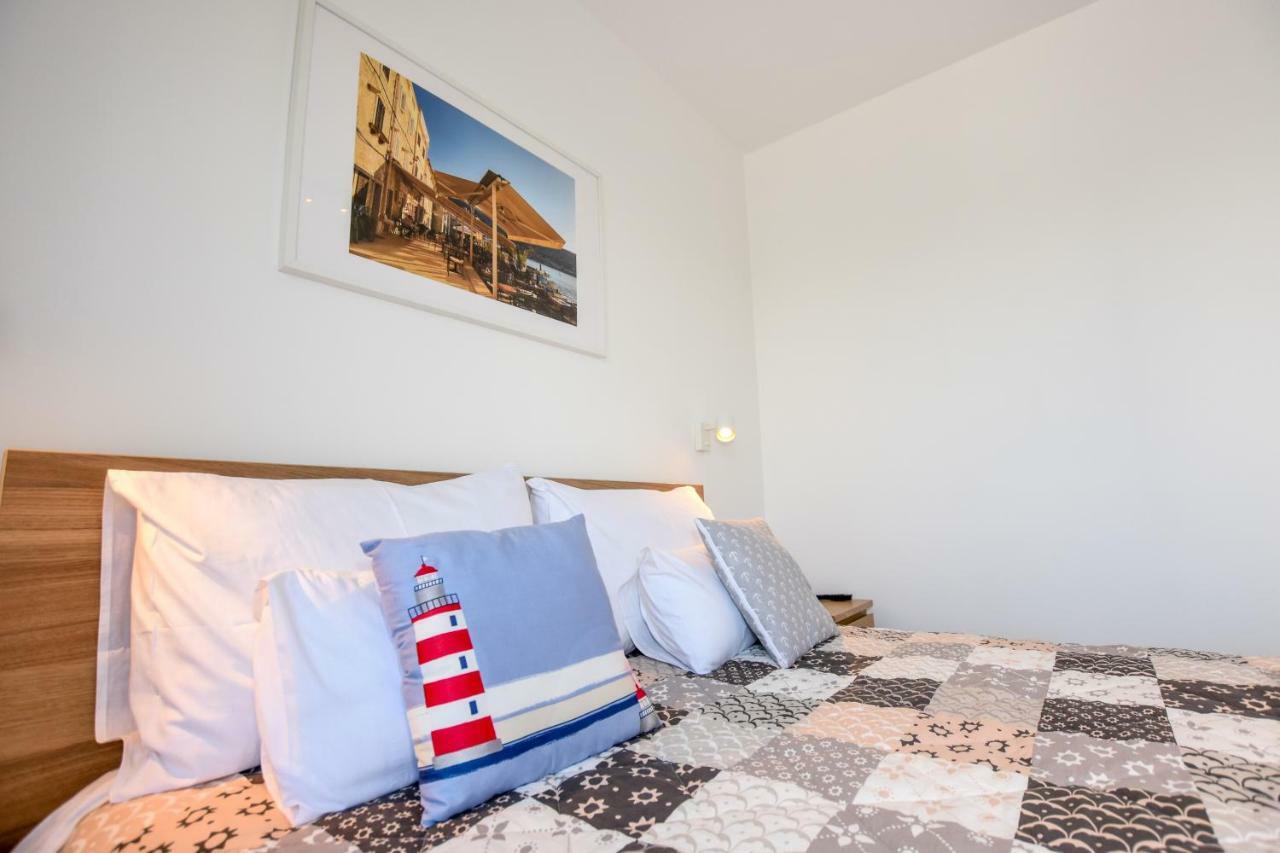 Villa Magena - Luxury Apartments In Pag Center Pag Town Luaran gambar