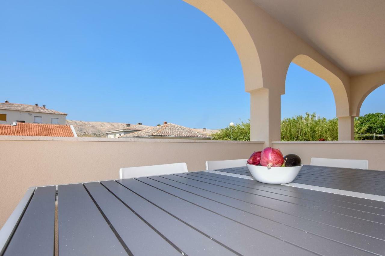 Villa Magena - Luxury Apartments In Pag Center Pag Town Luaran gambar